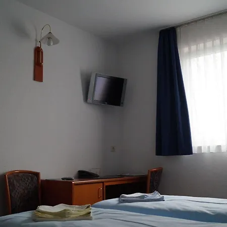 Am Vogelsanger Weg Hotel Dusseldorf