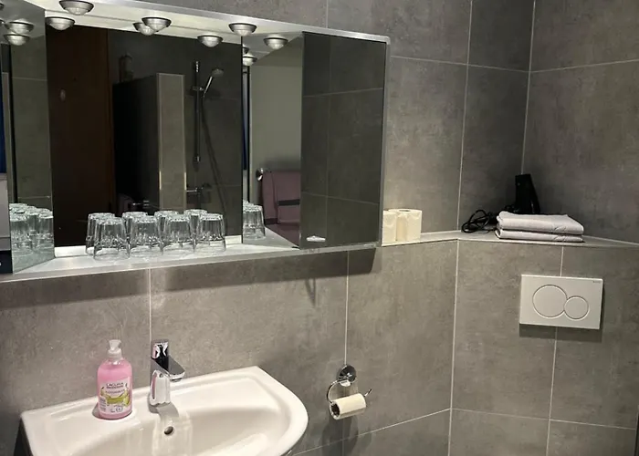 Am Vogelsanger Weg Hotel 3*