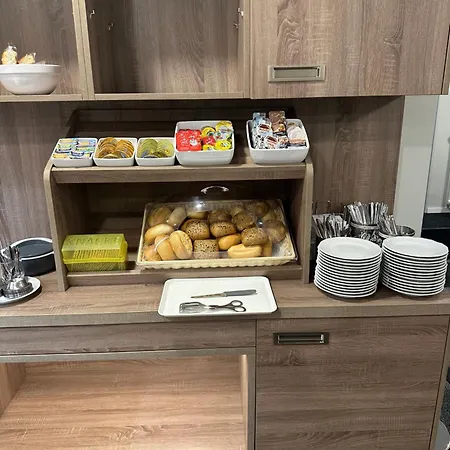 Am Vogelsanger Weg Hotell