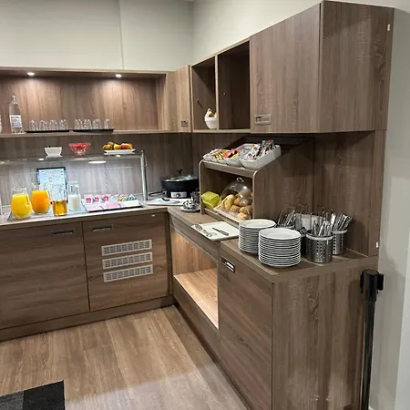 Hotell Am Vogelsanger Weg 3*