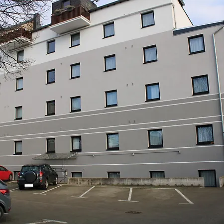 Am Vogelsanger Weg Hotell